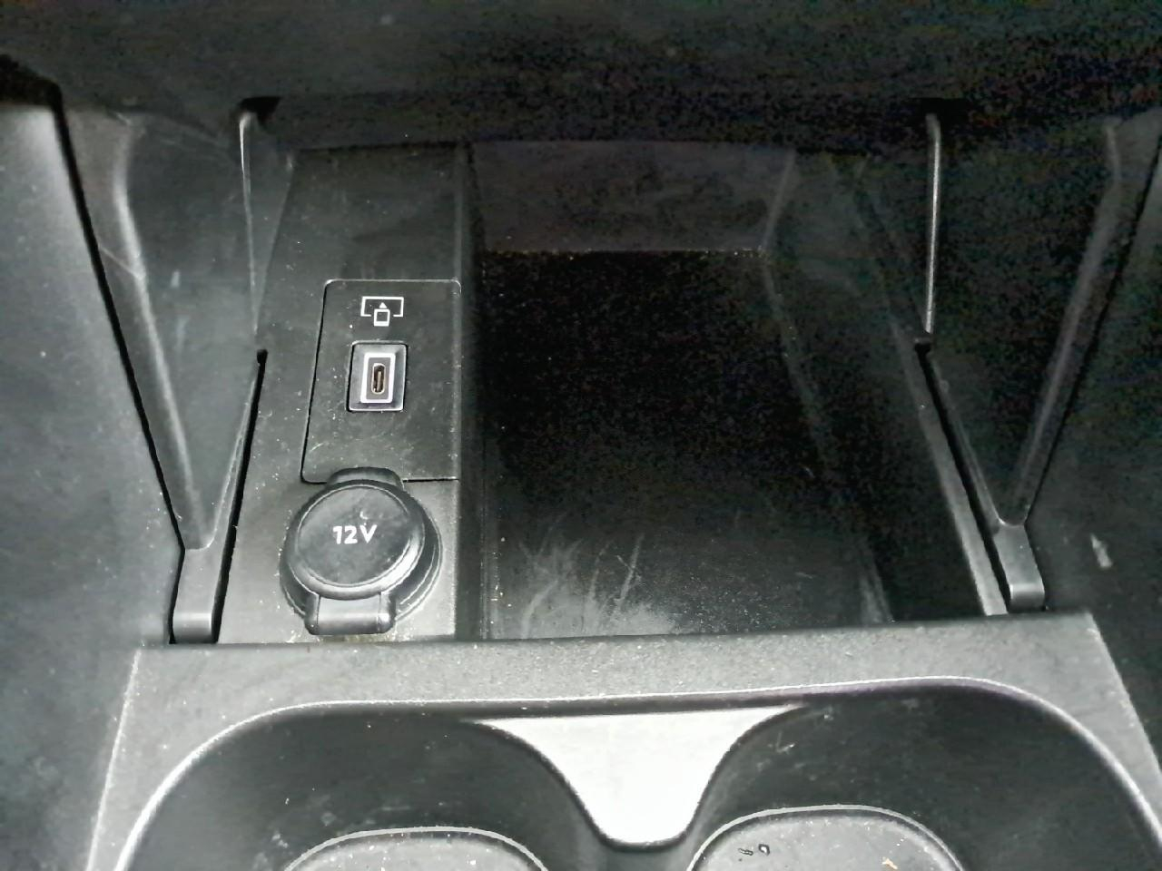 Ds Ds 4 bluehdi 130 eat8 performance line+ — photo 28
