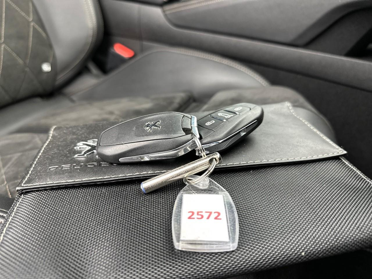 Peugeot 508 hybrid 225 e-eat8 gt pack — photo 37