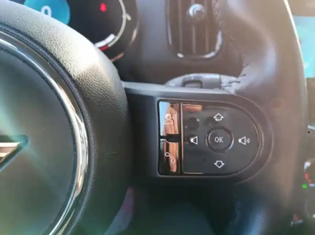 Mini Countryman cooper 136ch classic bva7 — photo 18
