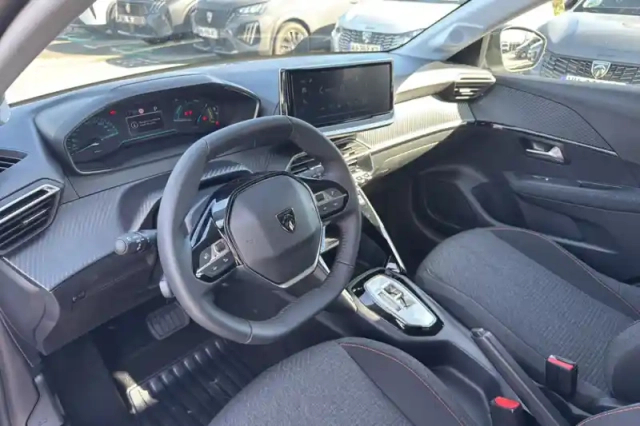 Peugeot 208 hybrid 110 ch e-dcs6 — photo 34