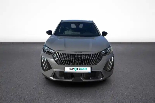 Peugeot 2008 puretech 130 s&amp;s eat8 — photo 2