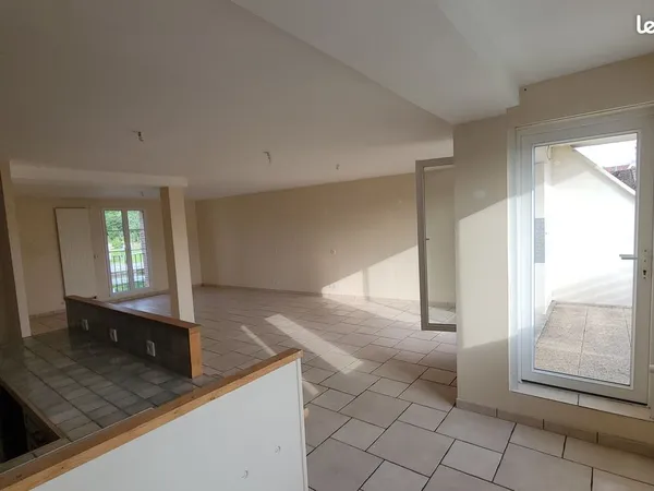 Sens F5 115 m² Secteur gare centre-ville