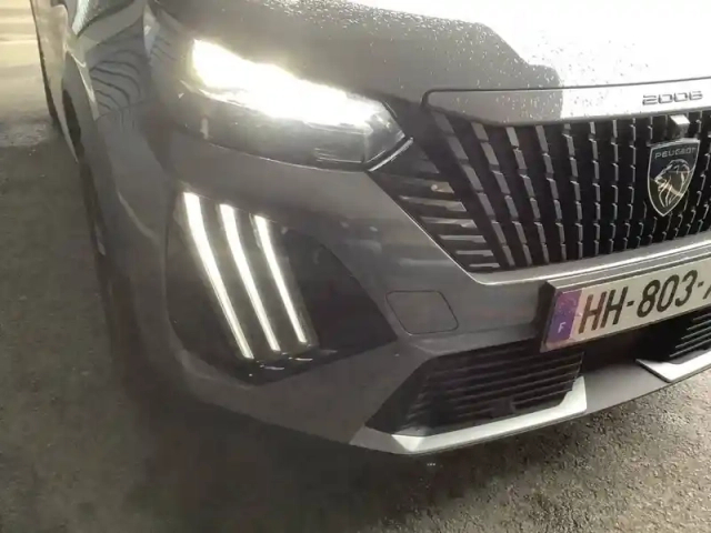 Peugeot 2008 hybrid 145 e-dcs6 — photo 60