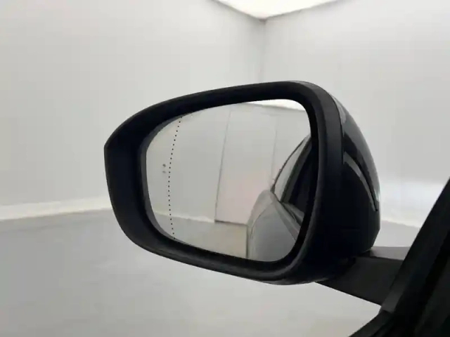 Renault Megane e-tech ev40 130ch standard charge — photo 31