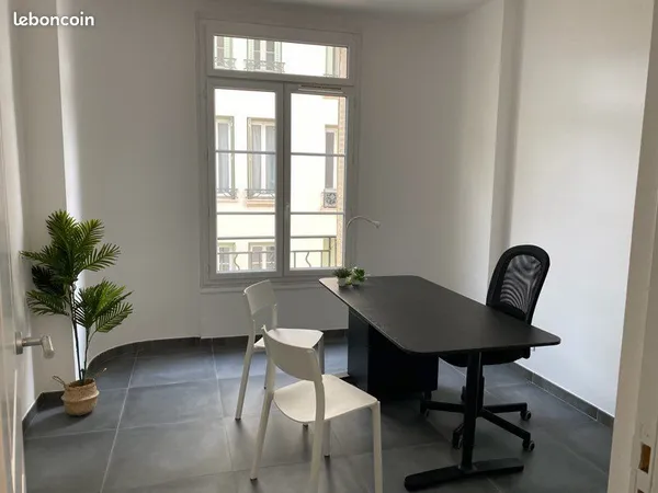 Loue bureau professionnel équipé