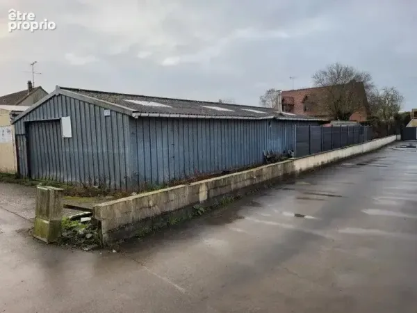 Parking à Dreuil-Les-Amiens
