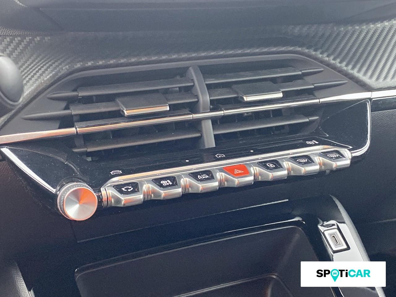 Peugeot 208 1.2 100ch s&s style — photo 15