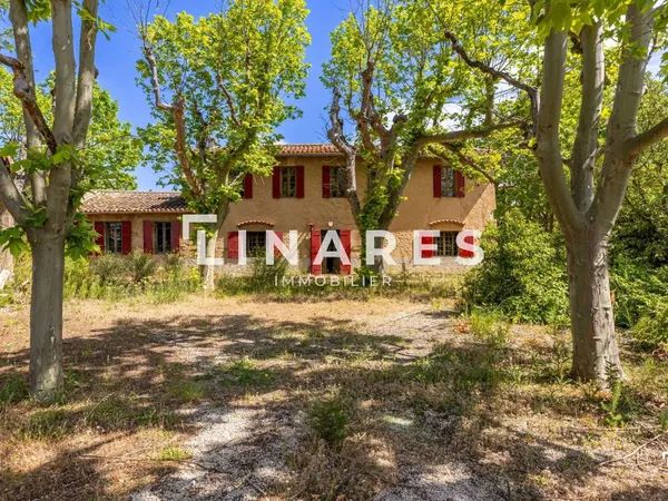 Maison 9 pièces 263 m²