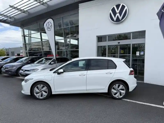 Volkswagen Golf 1.5 ehybrid 204 dsg6 — photo 3