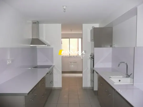 Appartement Rodez 3 pièce(s) 84.76 m² - 2 garages