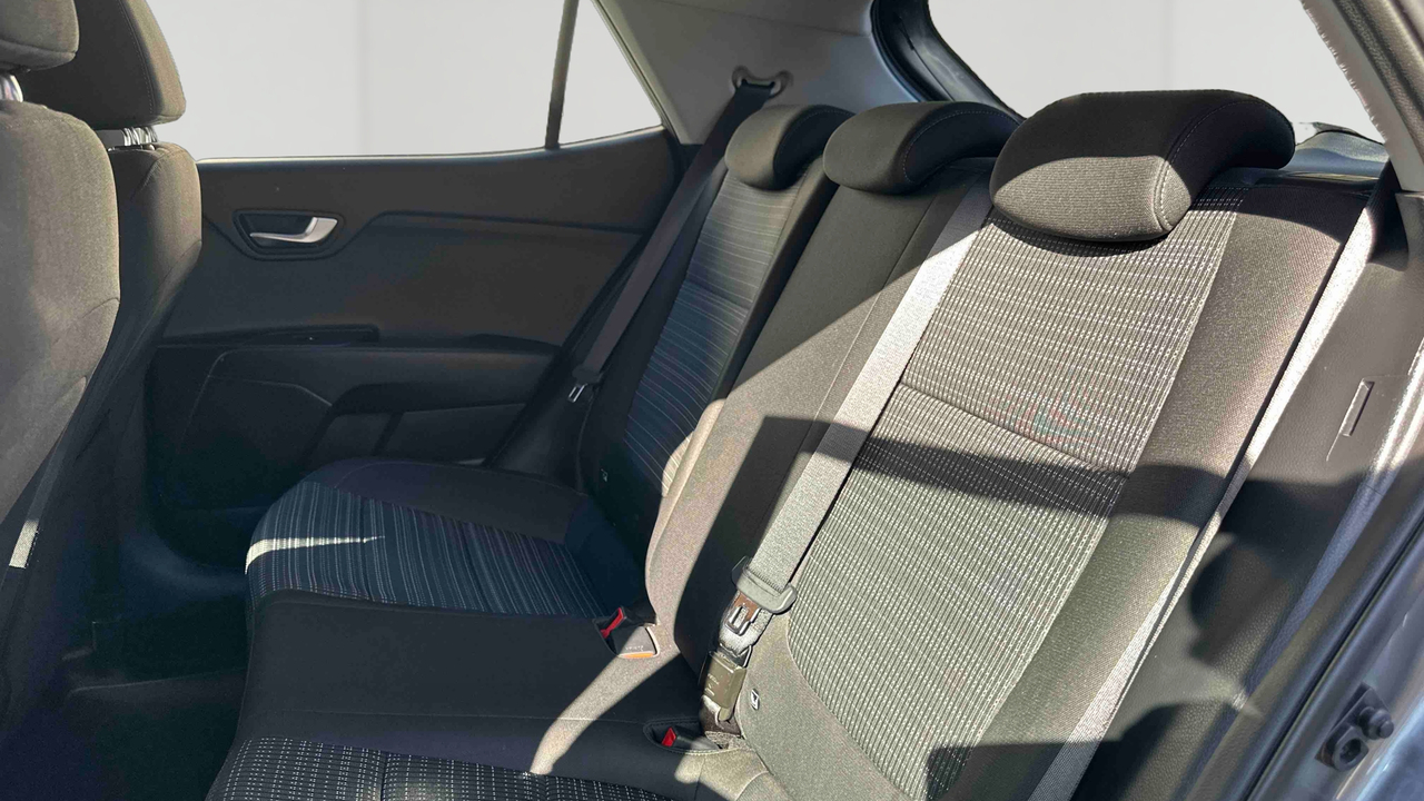 KIA Stonic 1.0 T-GDi 100 ch BVM6 — photo 12
