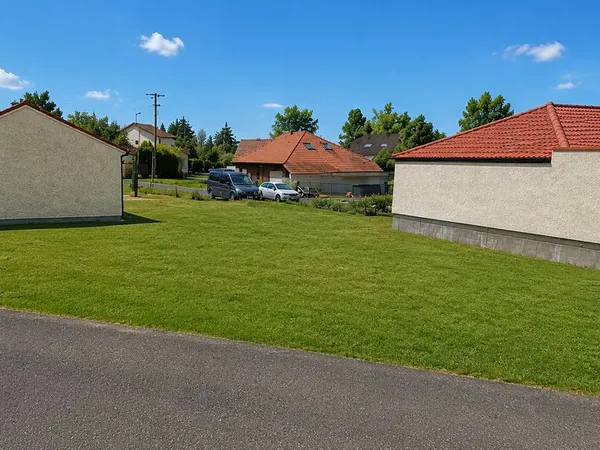 Terrain constructible de 680 m² à Chaudeney-sur-Moselle
