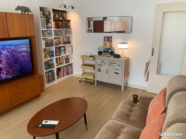 T2 42 m² - Saint-Cyprien / Patte d'Oie - Rénové à 90 %, cour intérieure, cellier & parking privé