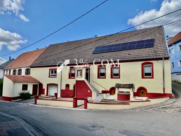 Maison de village rénovée