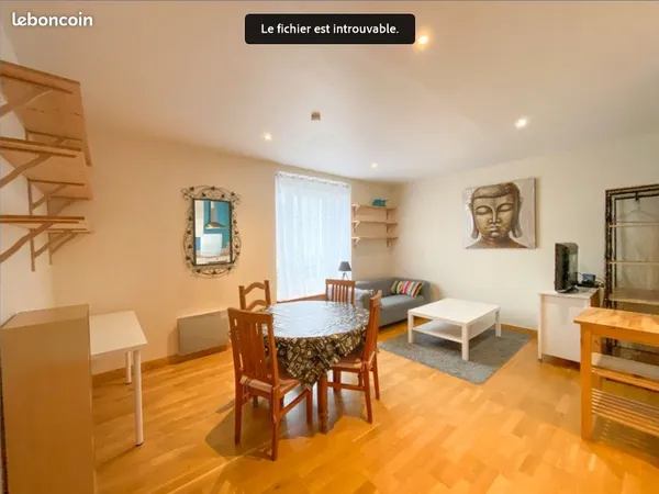 Charmant appartement t2 - meuble - au coeur du quartier saint-martin - environnement calme - vue deg