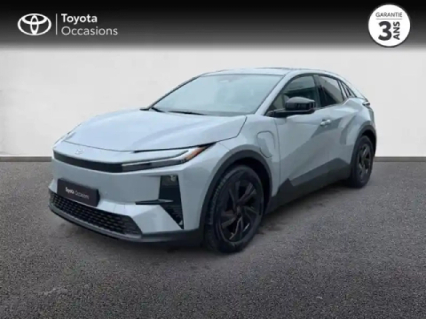 Toyota C-Hr + 224ch 77kwh design grande autonomie