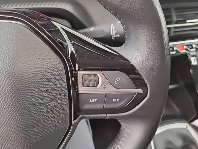 Peugeot 2008 puretech 130 s&amp;s bvm6 — photo 23