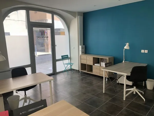 Beau local commercial ou bureau