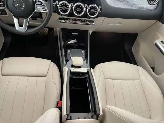 Mercedes Gla 250 e 8g-dct — photo 28