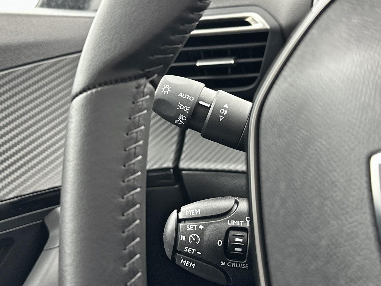 Peugeot 2008 100 s&s bvm6 style — photo 19