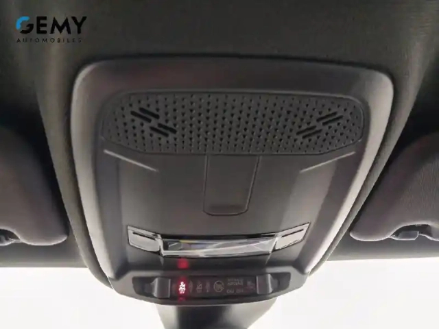 Peugeot 208 puretech 100 s&amp;s eat8 — photo 17