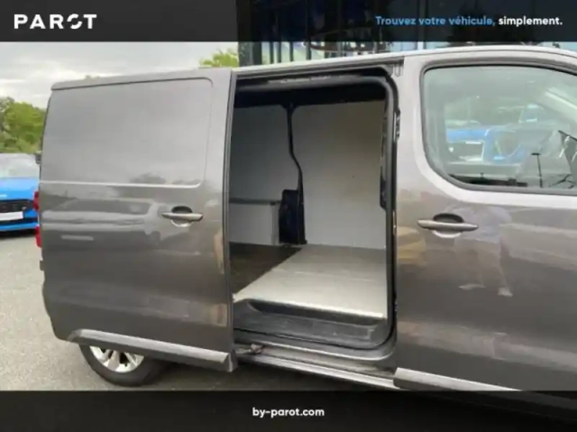 Opel Vivaro fourgon fg l2 standard 2.0 d 180ch pack business bva8 — photo 19