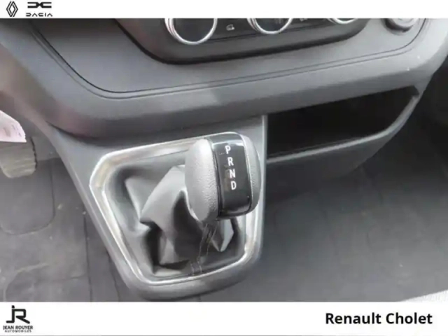 Renault Trafic fg l1h1 3t e-tech ac22 advance -24 — photo 6