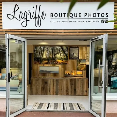 Droit au bail boutique 40 m² + terrasse - Hossegor centre