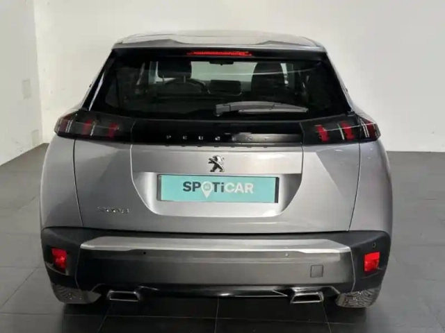 Peugeot 2008 1.2 130 s&amp;s active eat8 carplay radar — photo 5