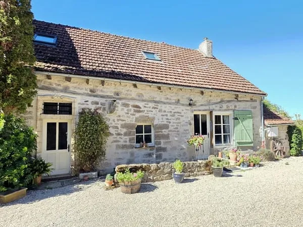 Charme et confort! Belle renovation, authenticité préservée.
