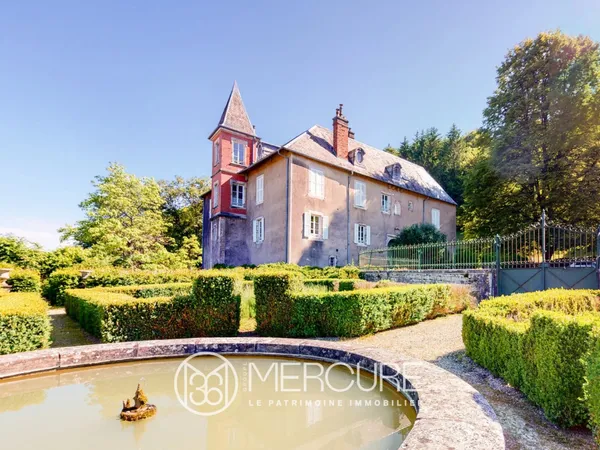 Château origine XVe reconstruit au XIXe siècle, parc d'environ 1