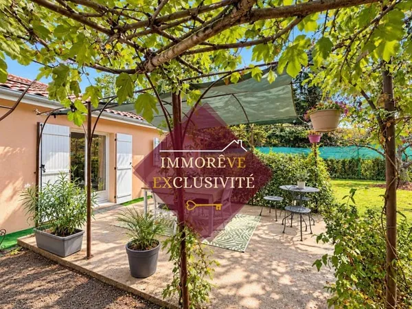 Maison de plain-pied 4 pièces 93 m²