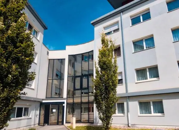 3 pièces meublé - appart/hôtel