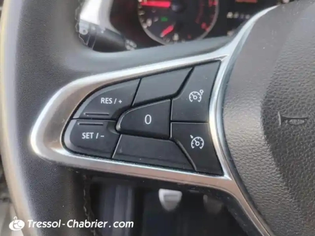 Renault Captur blue dci 95 business — photo 16