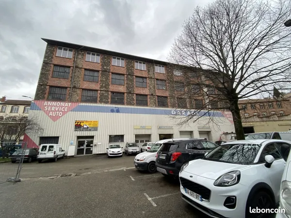 Immeuble 2225 m²