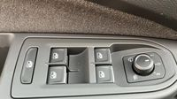 Volkswagen Golf 1.5 eHybrid 204ch VW Edition DSG6 — photo 17