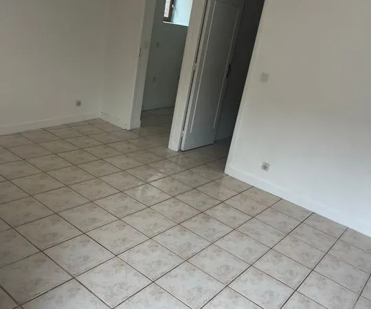 Appartement de 30m2 à louer sur Villeneuve-sur-Yonne