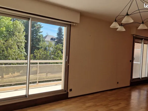 Vente Bureaux locaux Av Trespoey Pau