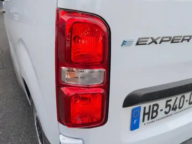 Peugeot Expert e- fgn m electrique 100kwh (136ch) batterie 75 kwh — photo 17