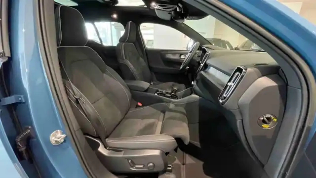 Volvo Xc40 t4 recharge 129+82 ch dct7 — photo 55