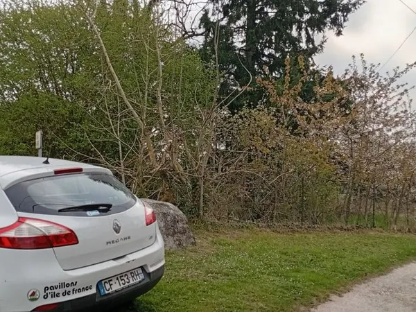 Terrain à bâtir de 665 m² à HARTENNES-ET-TAUX (02)