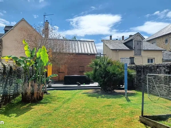 Maison de ville - 6 pièces - 125 m2