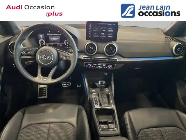 Audi Q2 35 tdi 150 s tronic 7 — photo 18