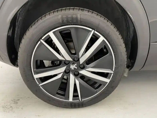 Peugeot 3008 hybrid 136 e-dcs6 — photo 19
