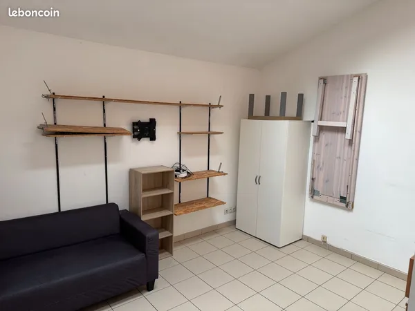 A louer studio proche fac de droit