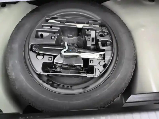 Peugeot 208 puretech 100 s&amp;s eat8 gt — photo 26