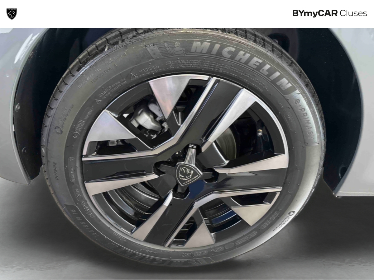 Peugeot 208 Turbo 100 ch BVM6 — photo 26