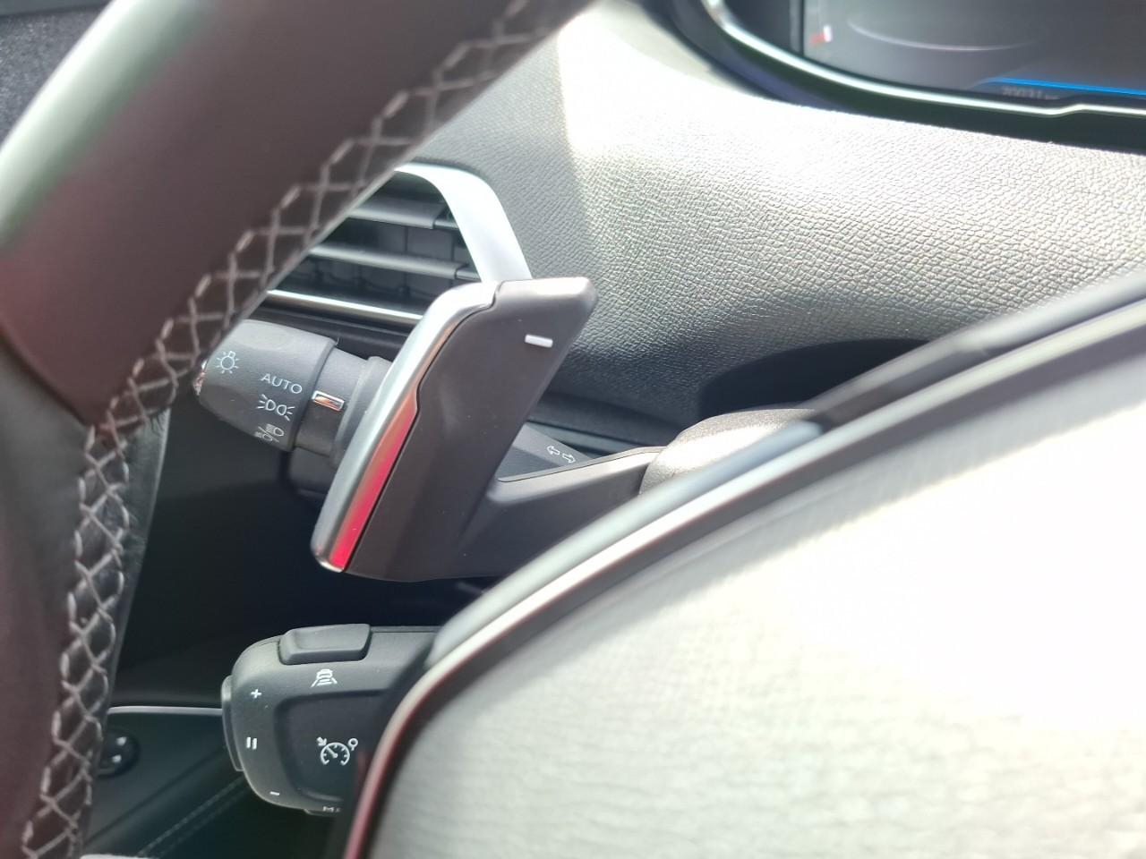 Peugeot 3008 1.5 bluehdi 130ch s&s allure pack eat8 — photo 16