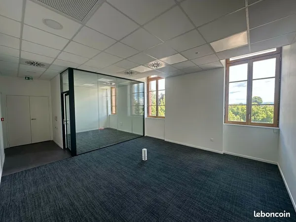 Bureaux, hôtel, hôtel 551 m² CLERMONT FERRAND