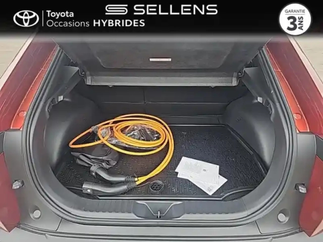 Toyota C-Hr + 224ch 77kwh design grande autonomie ng25 — photo 10